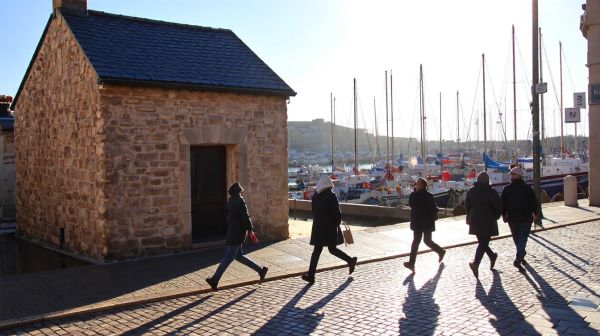 Top conseils pour engager un plombier électricien à Toulon